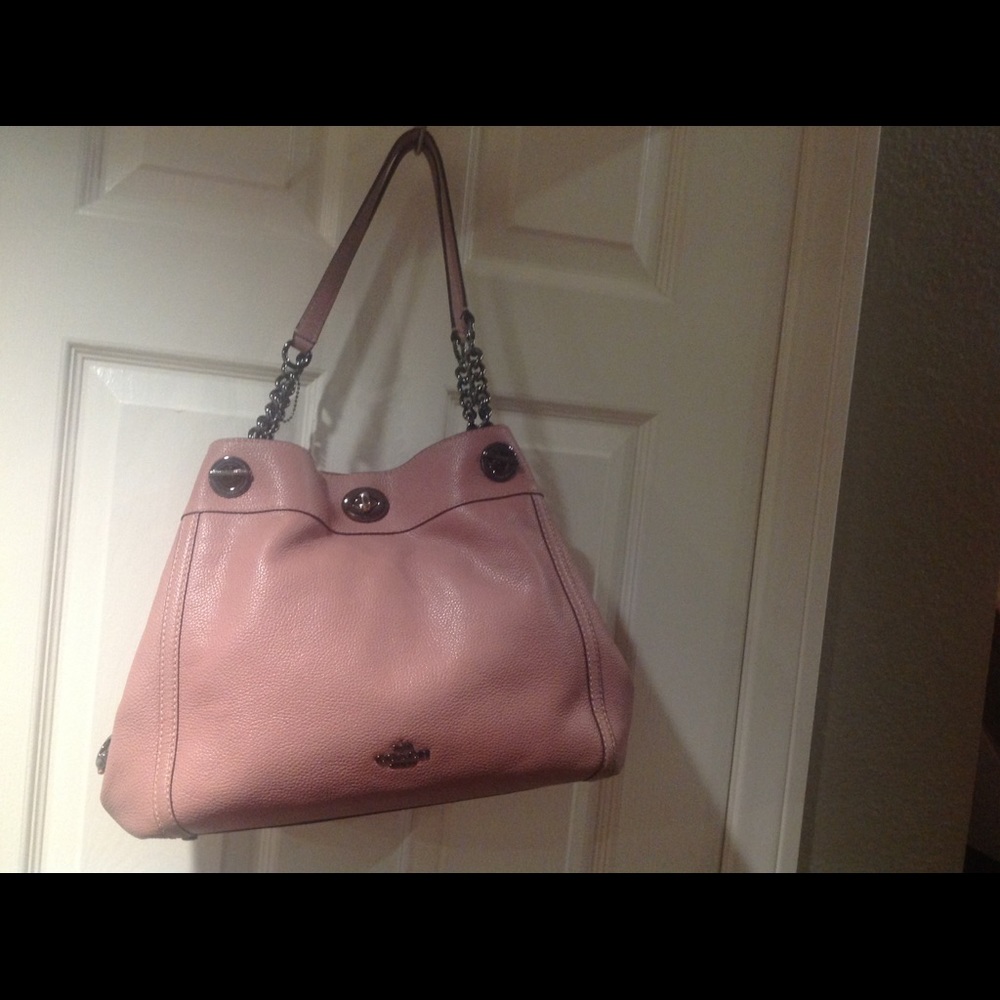 Coach Edie Turnlock Bag in Dusty Rose ISO Lexy sml
